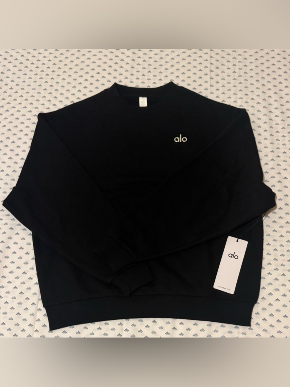 Alo Yoga Crew Neck Pullover